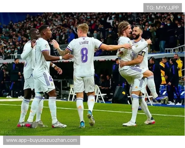 意甲历史回顾：传统三强争霸格局演变