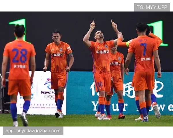 【2026年4月中超联赛·赛中·消息山东泰山3-1北京国安，比赛中两粒进球源自精心设计的角球战术